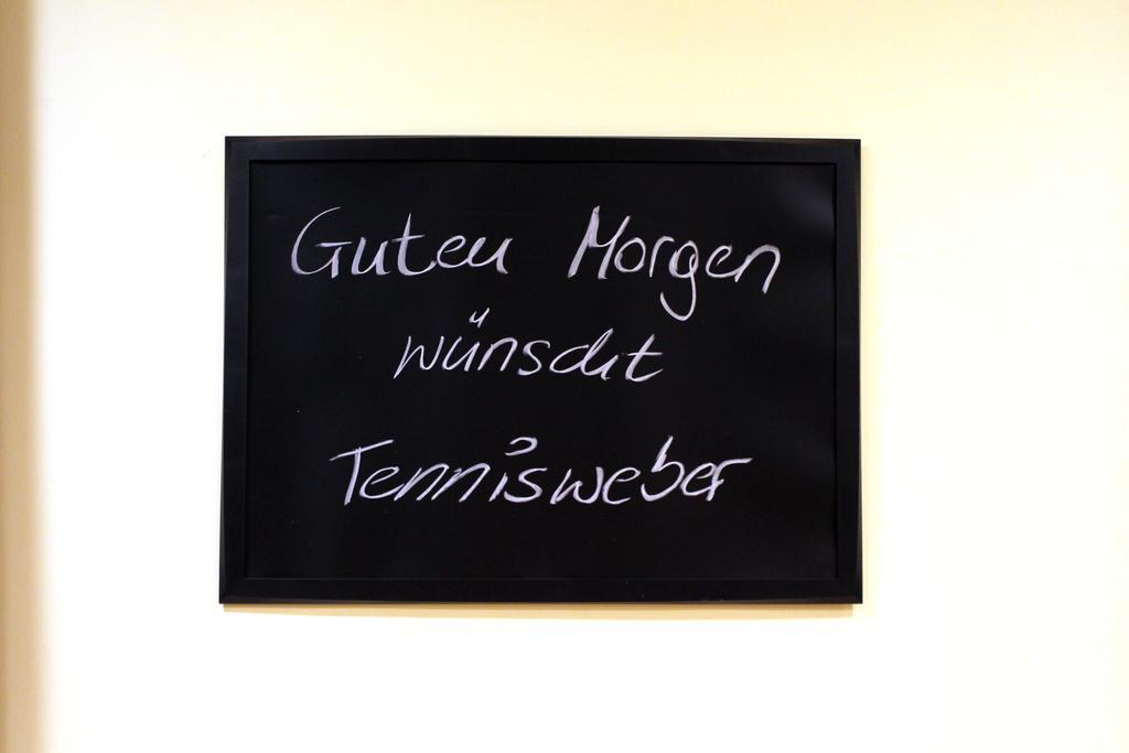 Pension Tennisweber Schwechat Quarto foto
